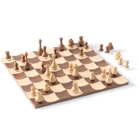 Wobble Chess Set